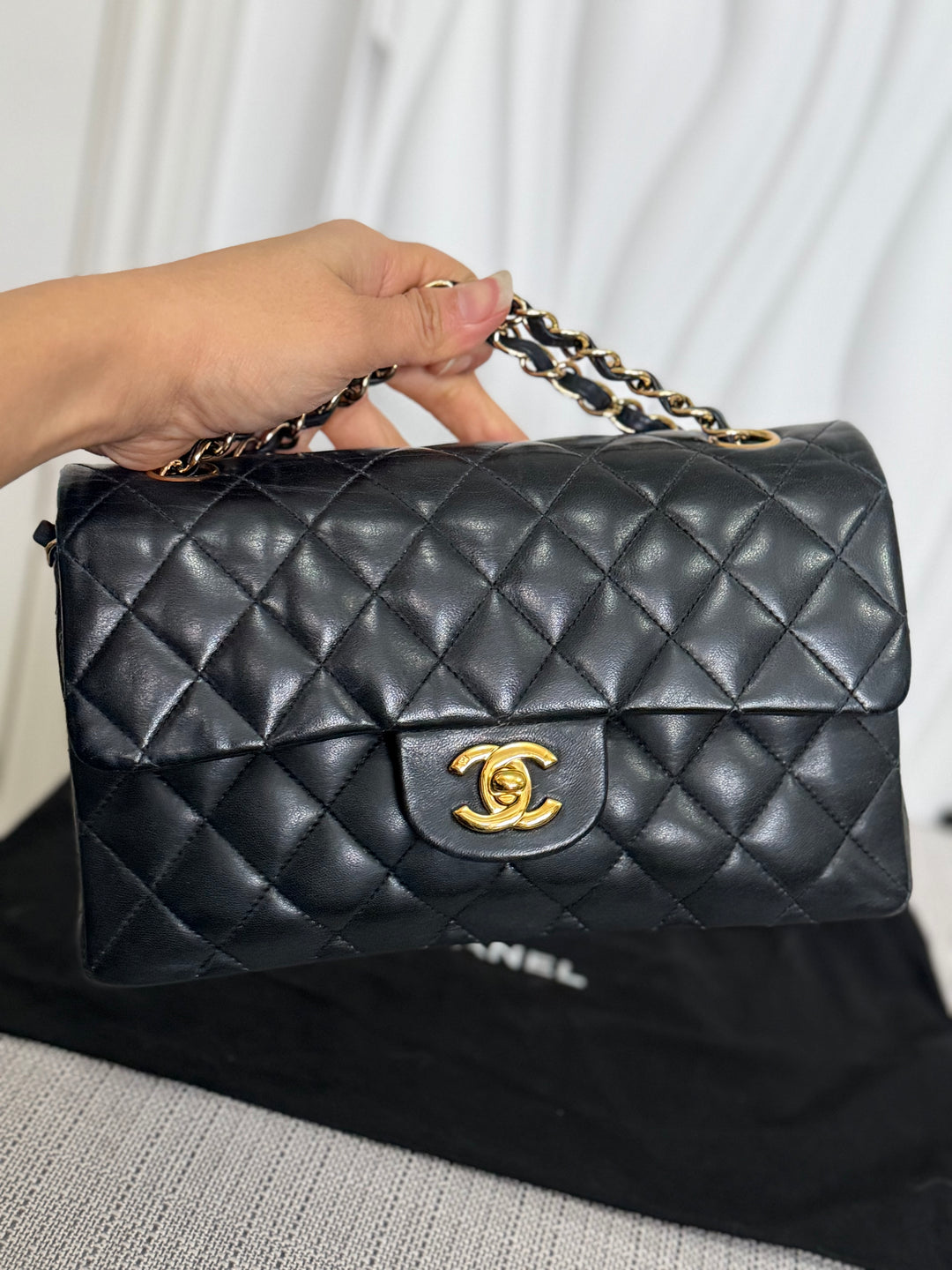 CHANEL series 11 Black Lambskin 24K GHW Vintage Small classic double flap bag 2007/2008