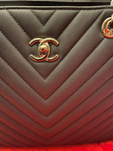 Load image into Gallery viewer, CHANEL series 27 2019 Black Caviar LGHW Chevron Timeless Tote Bag
