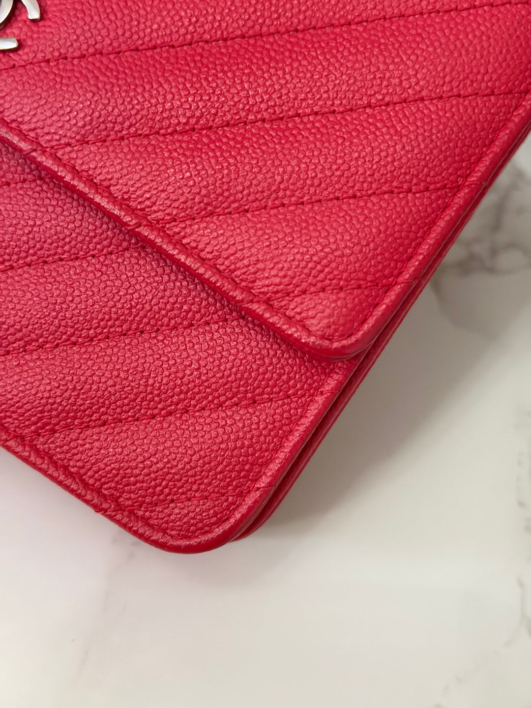 CHANEL series 25 2018 Dark pink chevron caviar SHW Square Wallet On Chain (WOC)