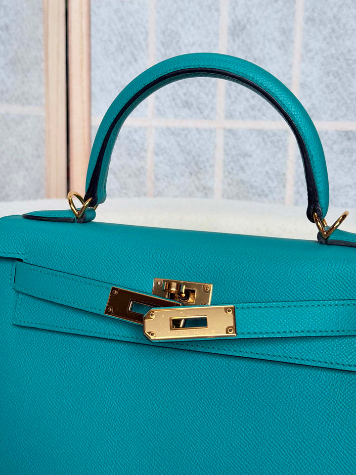 HERMÈS Kelly 28 Epsom Leather Sellier Special Order Bleu Paon GHW Stamp D 2019