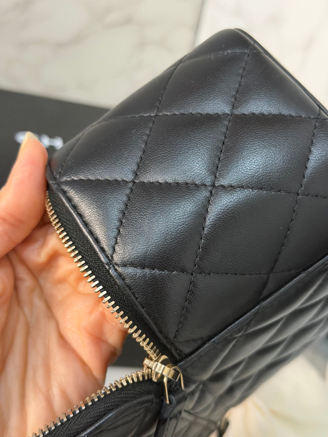 CHANEL series 31 Black Lambskin LGHW Small Vanity Case with Chain and Leather Top Handle