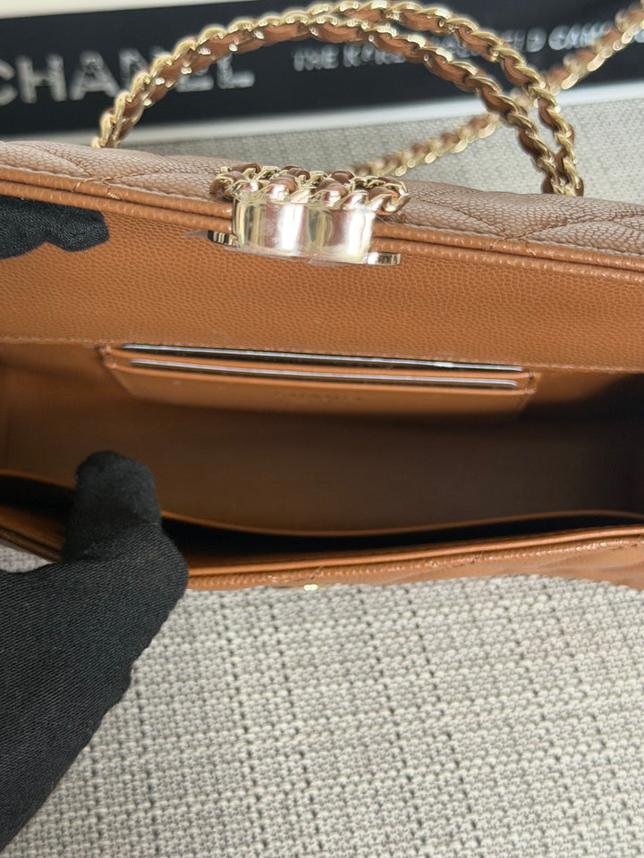 CHANEL 26P Brown Caviar LGHW Top Handle Vanity Clutch with Chain 2026