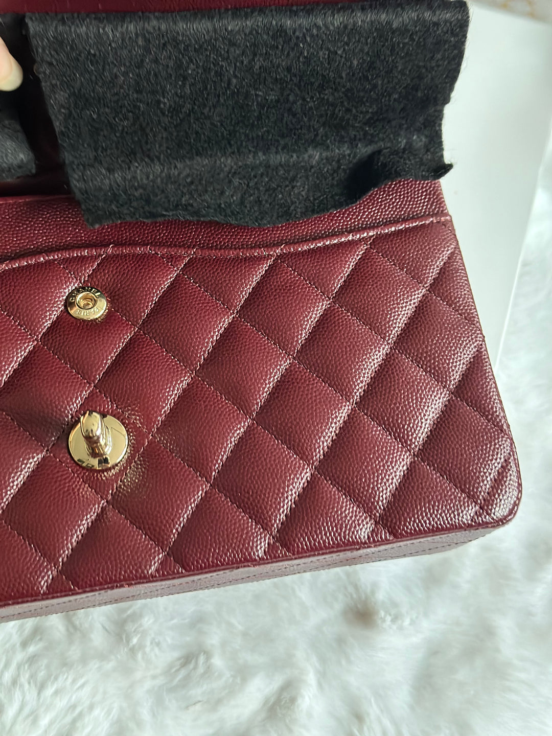 CHANEL 21B Collection Burgundy Caviar LGHW Medium M/L Timeless Classic Double Flap Bag 11.12