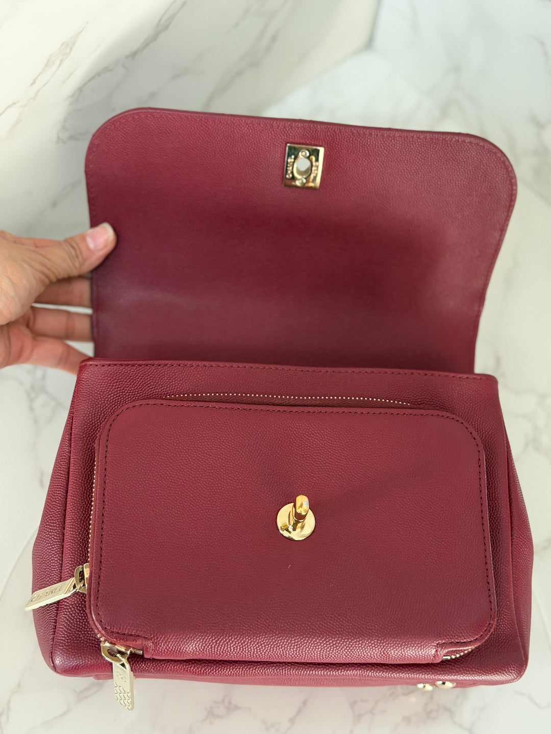 Chanel series 28 19B Collection 2019 Burgundy Caviar Business Affinity Flap Bag with Champagne GHW size Medium