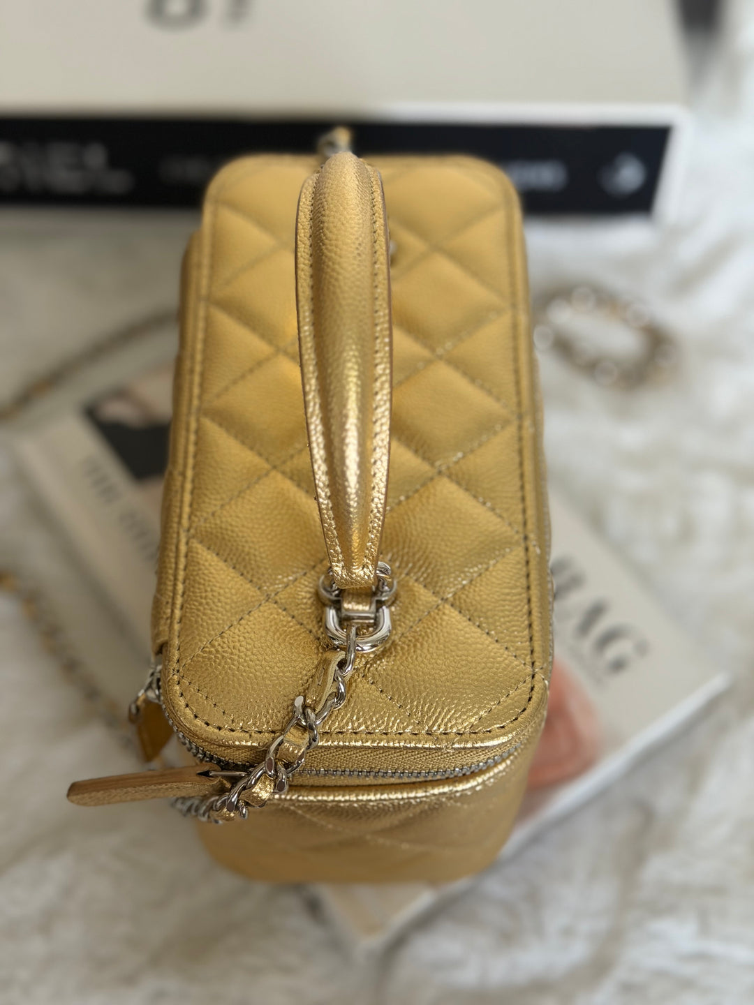 CHANEL 26A Métiers d’art Gold Caviar SHW Small Vanity Top Handle 2026