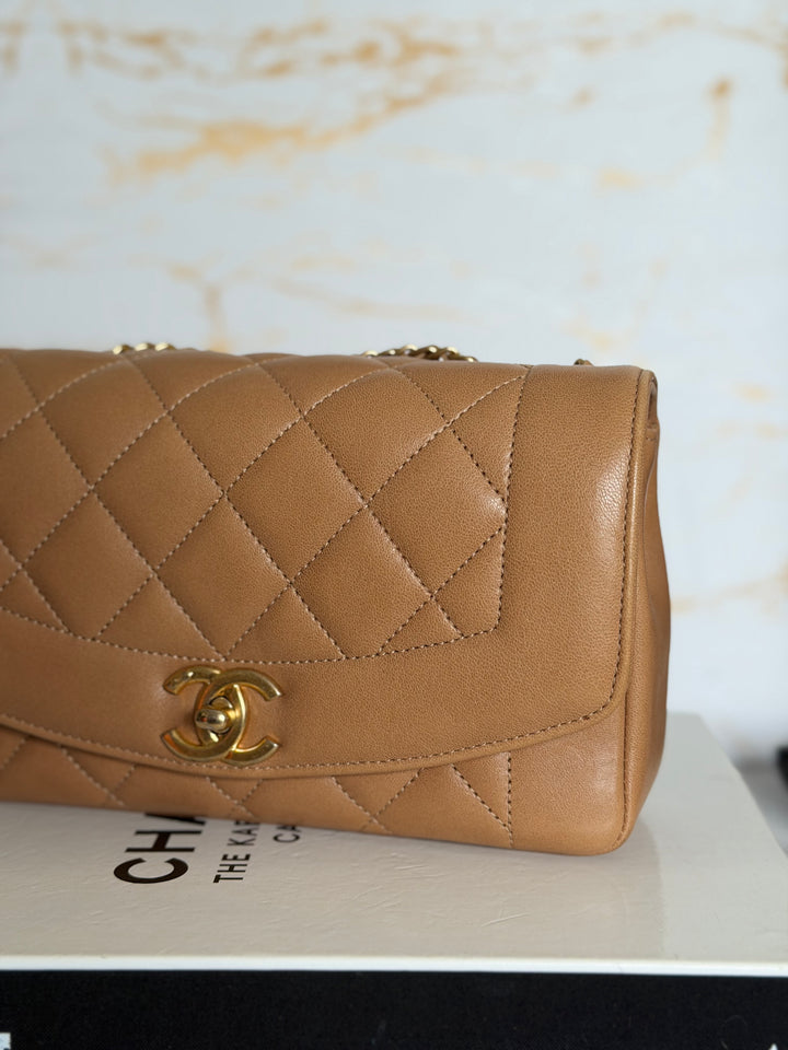 CHANEL series 21 Caramel Brown Lambskin aged GHW Diana Reissue Flap Bag size SMALL 2015