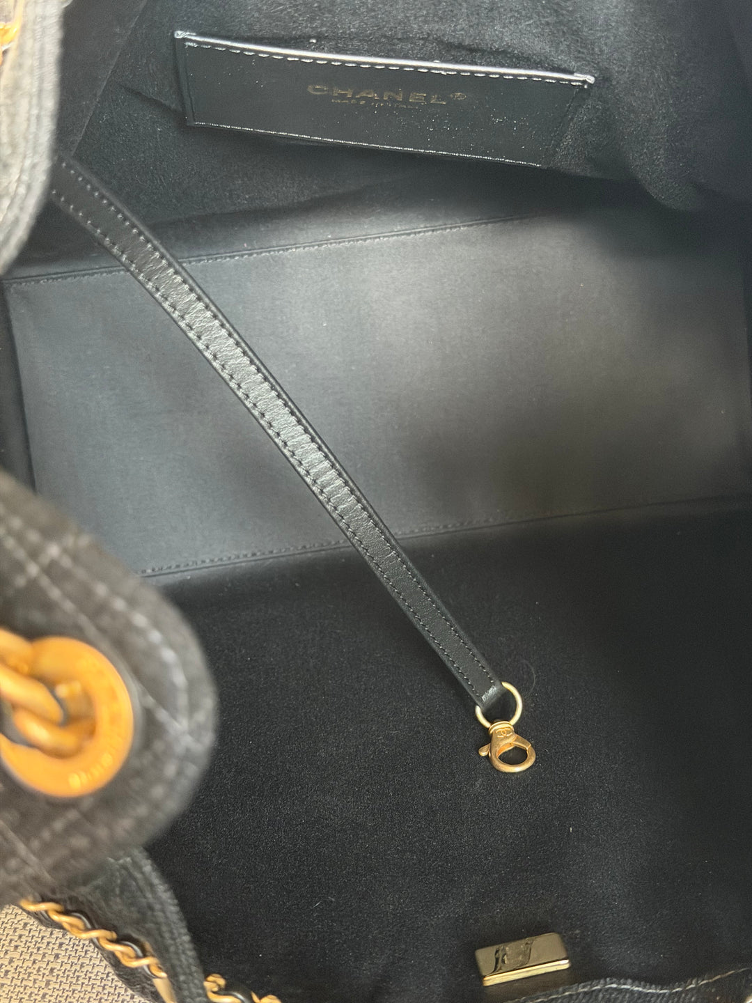 CHANEL 25S 2025 Black Denim Medium 25 Hobo Bag with Detachable Pouch Aged GHW