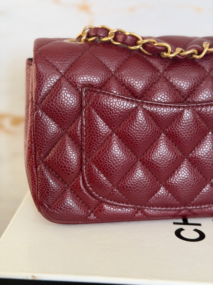 CHANEL series 21 15B collection Burgundy Caviar GHW Mini Rectangular Flap Bag 2015 RARE