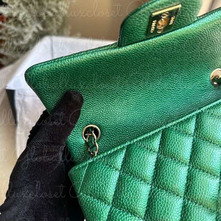 CHANEL 18S Series 25 Emerald Green Caviar LGHW Mini rectangular flap bag 2018 RARE UNICORN FIND