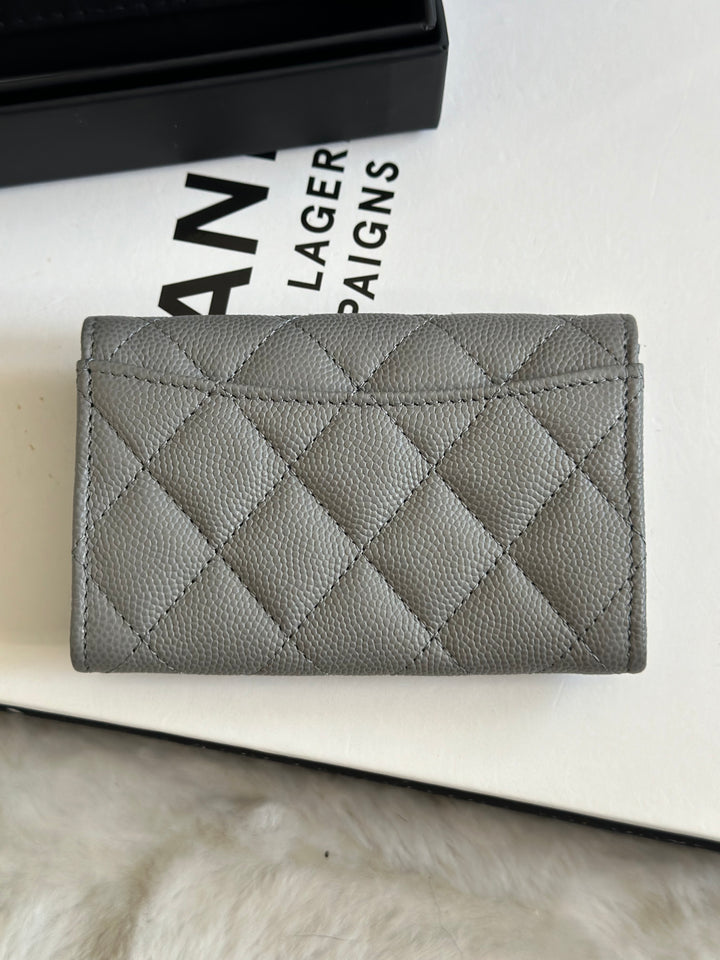 Chanel 22B NJ531 Grey Caviar LGHW Classic Snap/Flap Card Holder