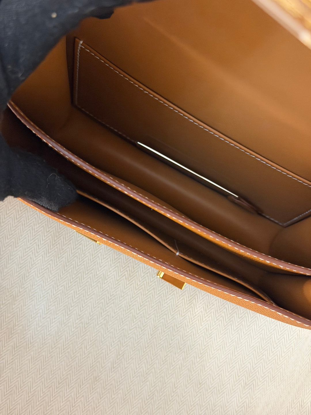 HERMÈS Constance 18 Gold Epsom Leather GHW Stamp B - 2023