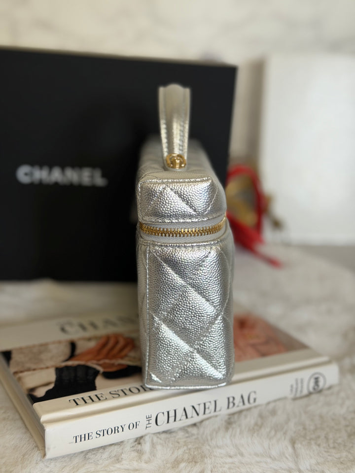 CHANEL 26A 2026 Silver Caviar LGHW Long Vanity LP with detachable Chain 19 cms
