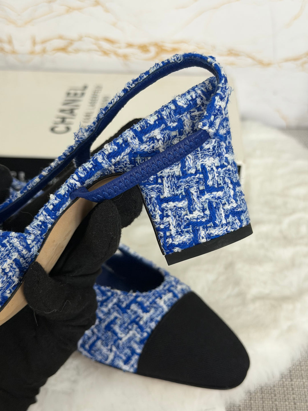 CHANEL 23P Cobalt Blue SHW Tweed Slingback shoes with kitten heels