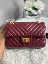 Load image into Gallery viewer, Chanel series 23 2017 Burgundy Distressed Calf Skin Aged GHW Chevron 2.55 224 Mini Reissue Double Flap Bag
