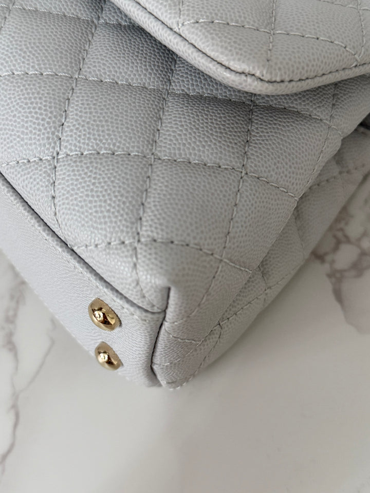 CHANEL 18P series 27 2018 Light Grey Caviar LGHW Coco Handle Size Small with Detachable Shoulder strap