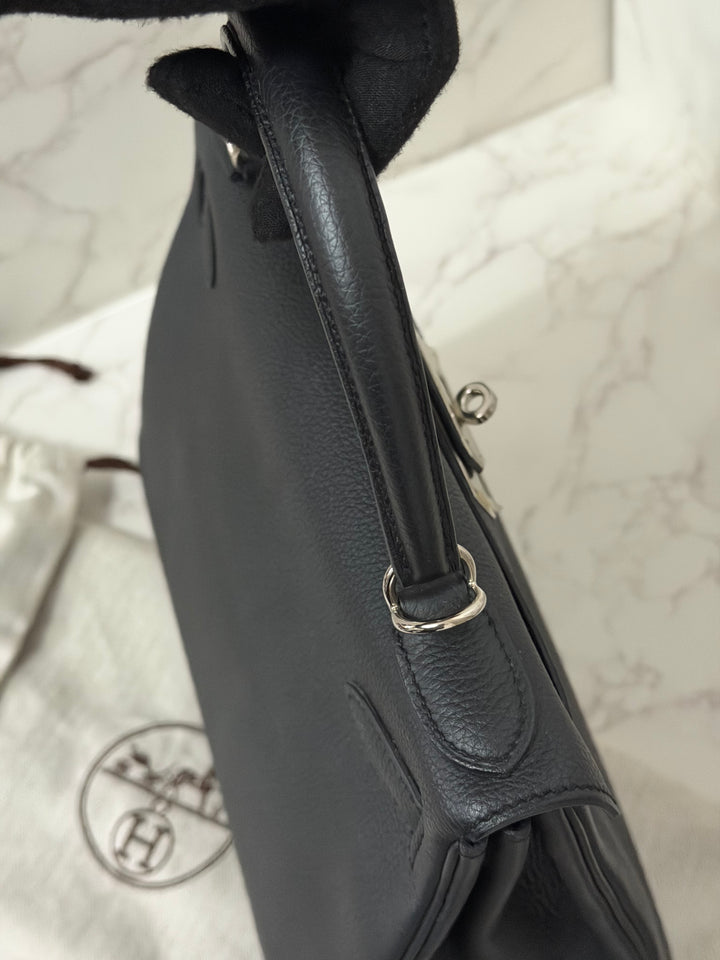 HERMES Noir Black Togo Leather with Palladium Hardware Kelly 28 Retourne Bag Stamp R 2014