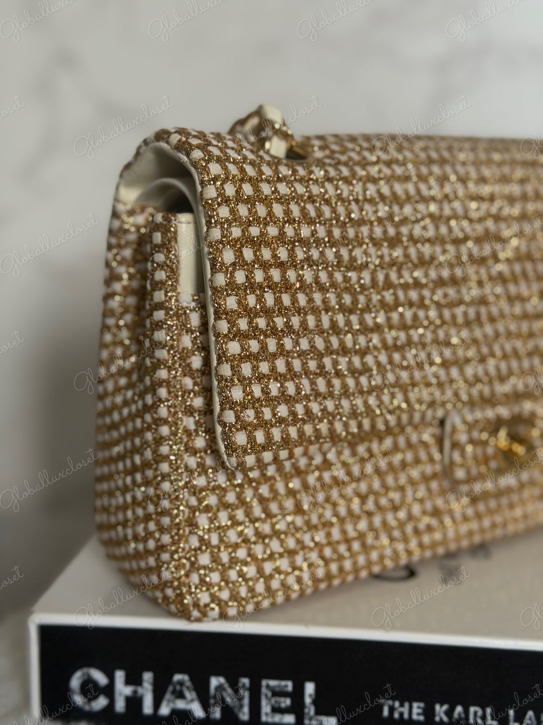 CHANEL series 17 Beige/Ivory Gold Tweed Medium ML Timeless Classic Double Flap Bag 2012 with LGHW