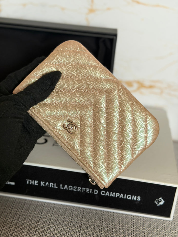 CHANEL series 27 Rose Gold Iridescent Caviar Chevron SHW Mini O Case Pouch 15 cms