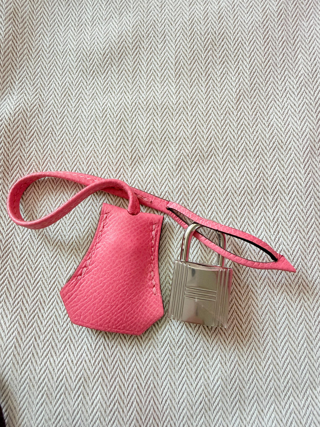 Hermes Kelly 28 in Rose Azalee Pink Epsom Leather PHW Stamp C 2018