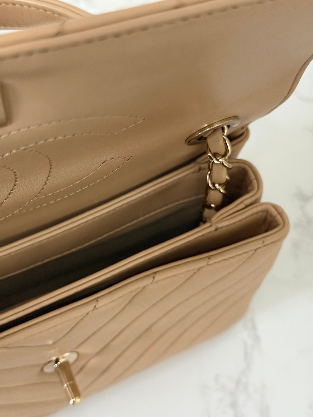 CHANEL series 27 2018 Dark Beige Lambskin LGHW Trendy CC Flap Bag size Small with Top Handle and detachable strap