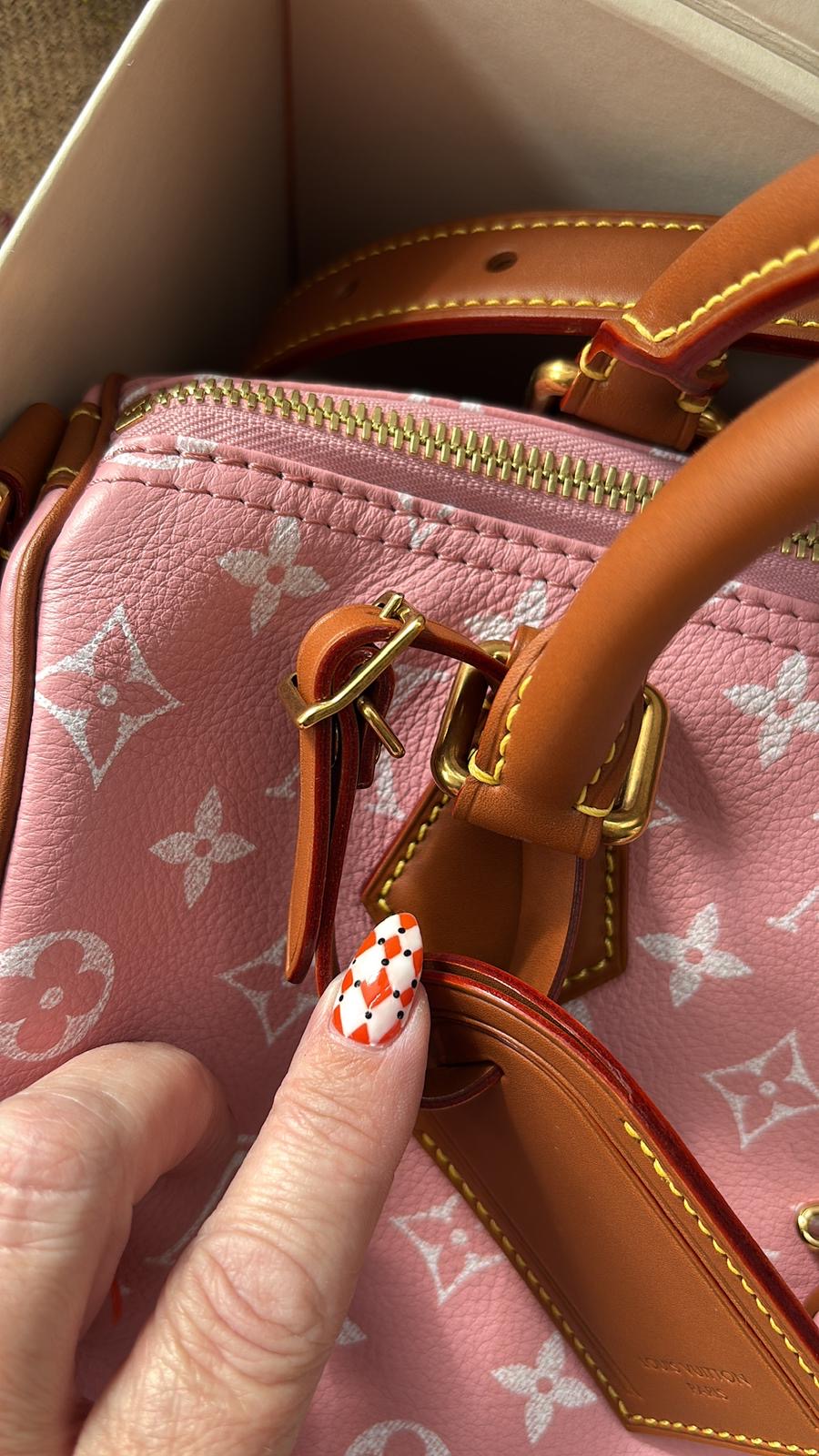 LOUIS VUITTON LV Speedy P9 Bandoulière 25 Bag in Sakura Pink With Dark Vanchetta Rare SOLD OUT