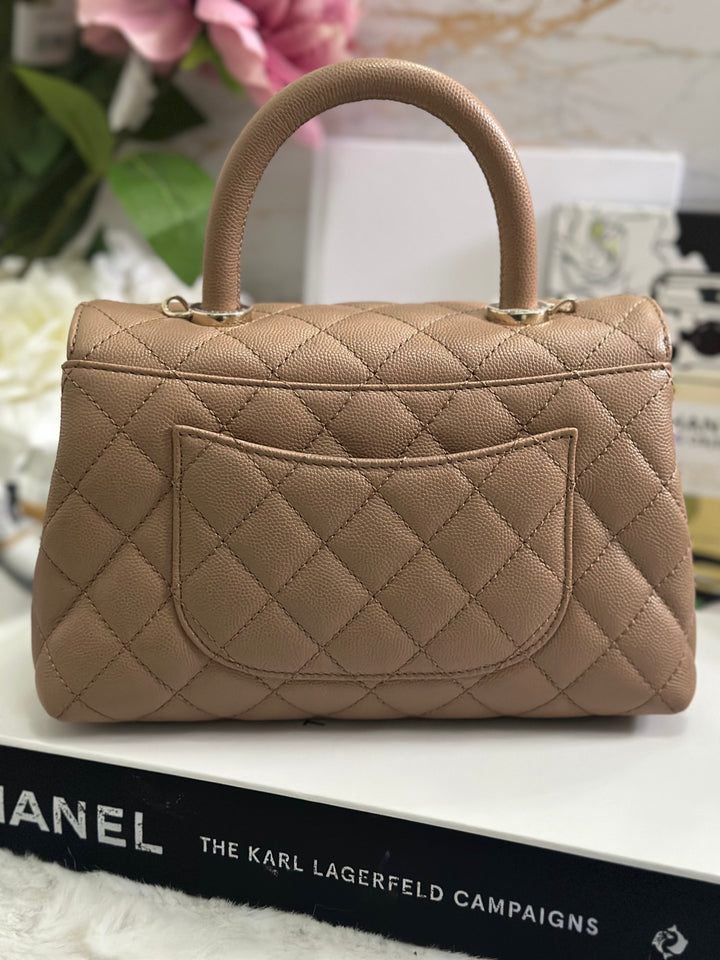 Chanel 22K Pre Fall/Winter 2022 Dark Beige Caviar LGHW Coco Handle Size Small with detachable strap