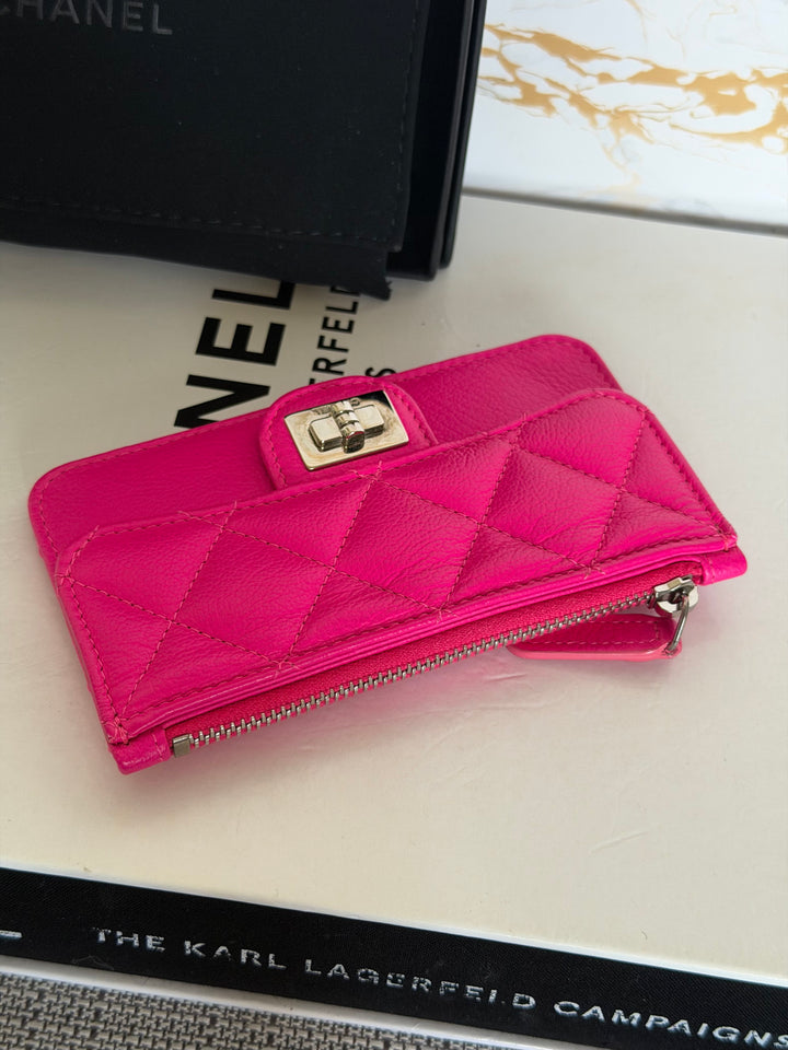 CHANEL Neon Pink SHW Reissue Card Holder 2018