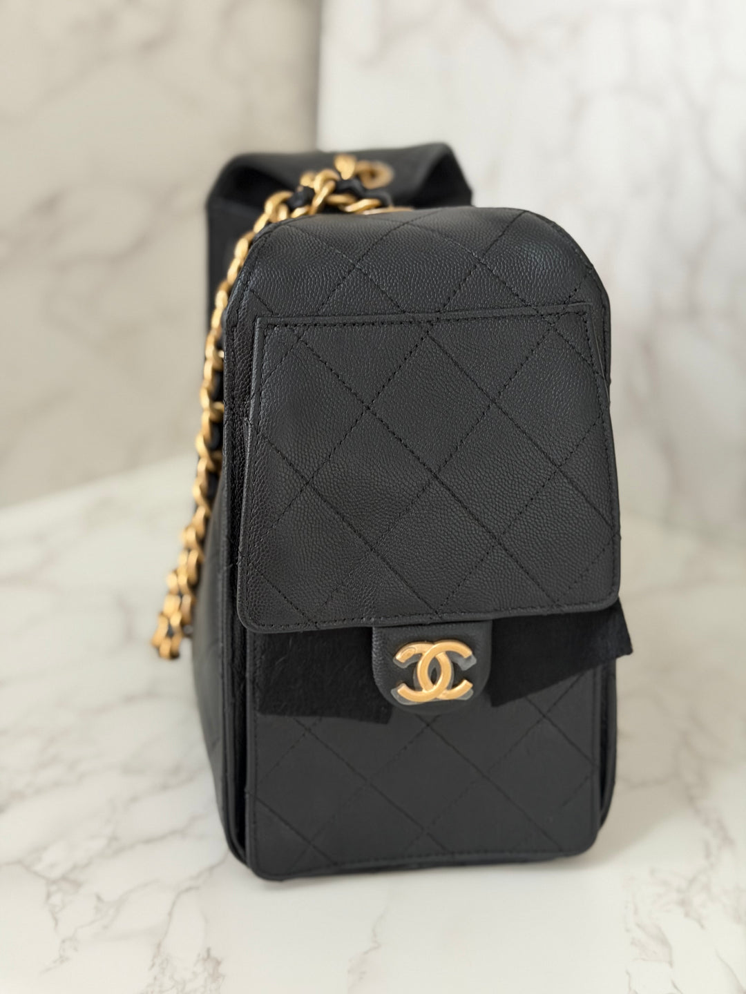 CHANEL 25 2025 size SMALL in Black Caviar Aged GHW Hobo Bag