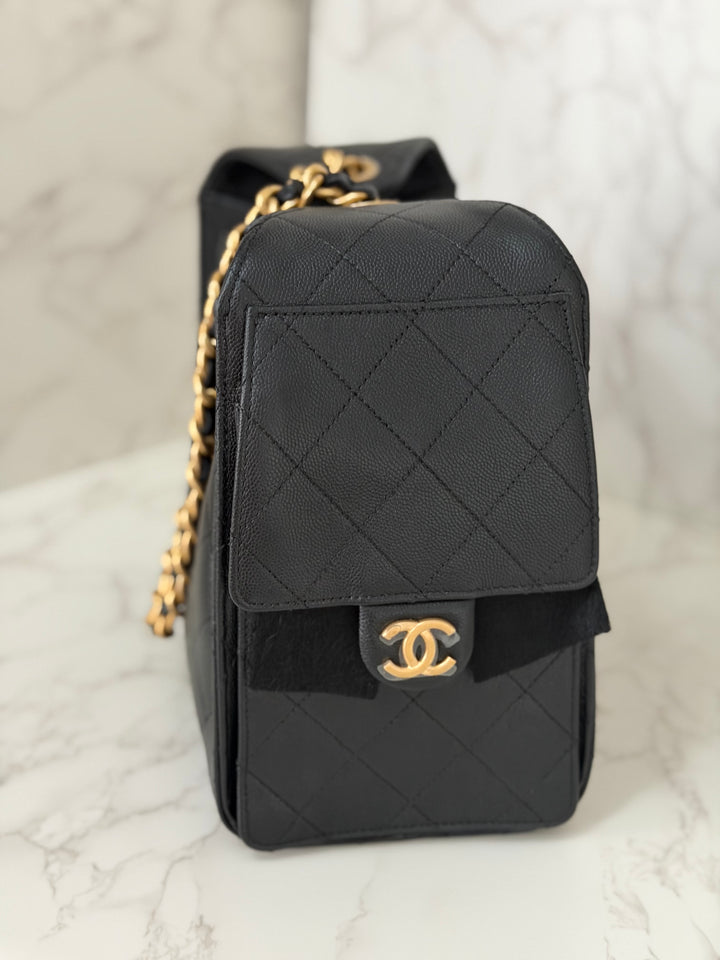 CHANEL 25 2025 size SMALL in Black Caviar Aged GHW Hobo Bag