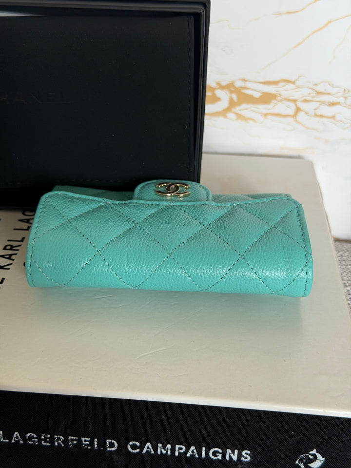 CHANEL 25C Turquoise Caviar LGHW Classic Snap Flap Card holder 2025