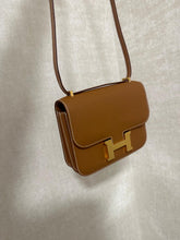 Load image into Gallery viewer, HERMES Constance 18 Gold Epsom Leather GHW Flap bag Stamp B 2023
