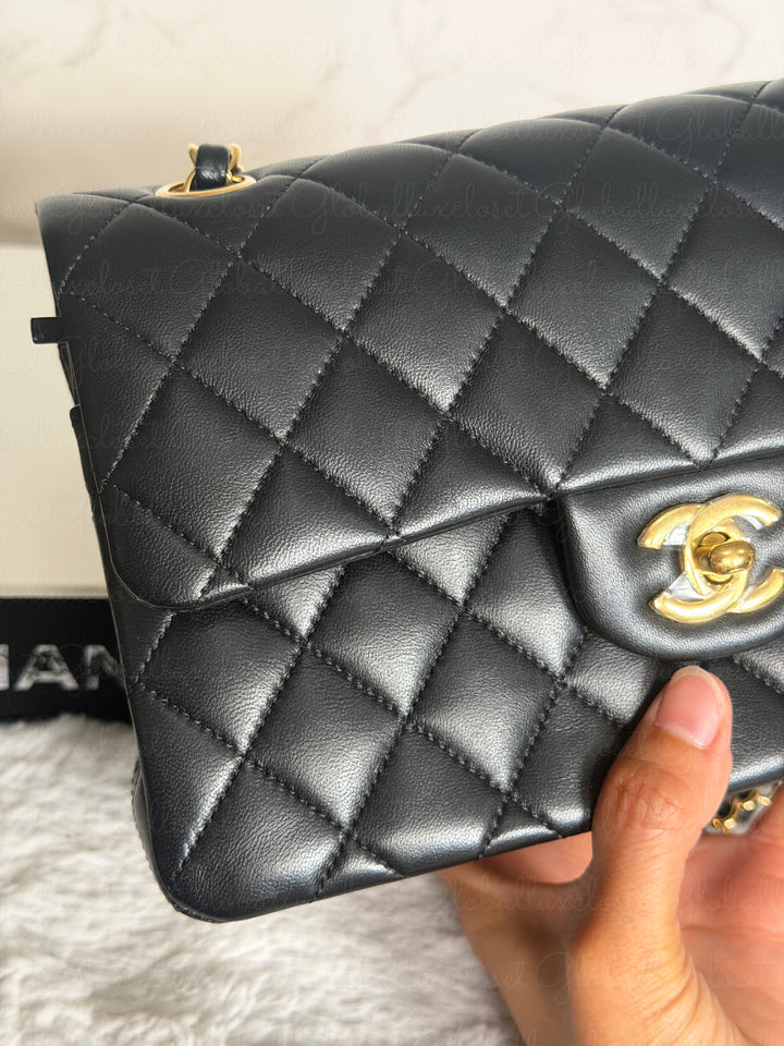 CHANEL Black Lambskin GHW SMALL Timeless Classic Double Flap Bag 2022 Microchipped