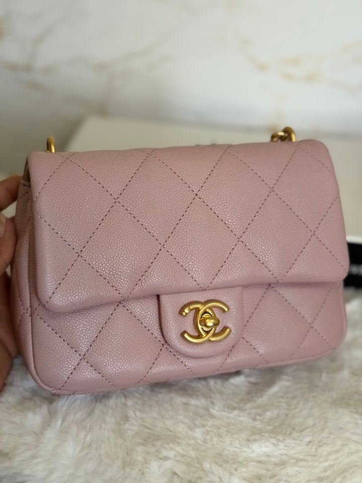 CHANEL 24P Muted Mauve Pink Caviar Heart Adjustable Chain Flap Bag with aged GHW 2024