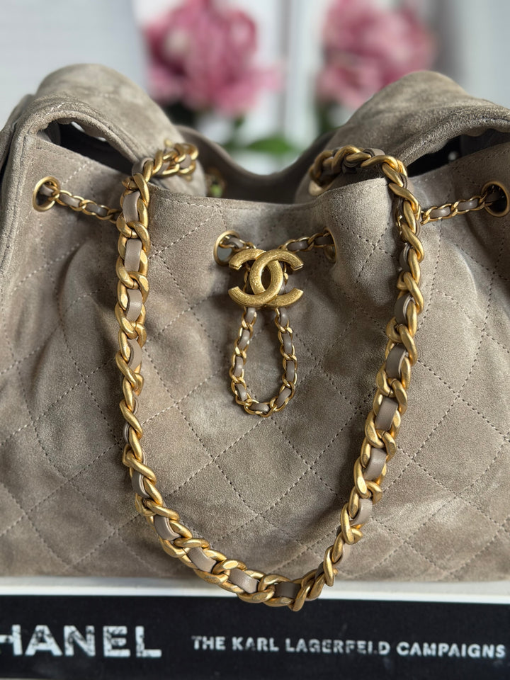CHANEL Grey Suede 25 Hobo Bag size SMALL aged GHW 2025/2026