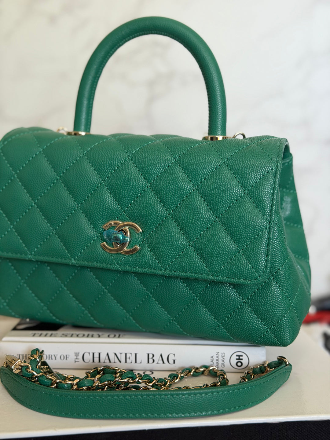 CHANEL 22A Green Caviar LGHW Coco Handle Flap Bag size Small 2022