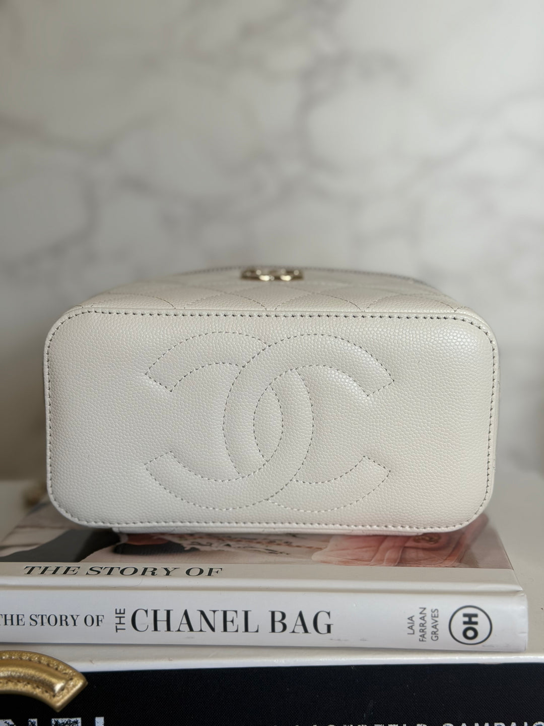 CHANEL 26C White Caviar LGHW Small Vanity with Top Handle 2026