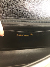 Load image into Gallery viewer, Chanel Series 2 Vintage 24K GHW Vertical Black Caviar Medium Single Flap Shoulder Bag
