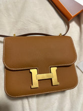 Load image into Gallery viewer, HERMES Constance 18 Gold Epsom Leather GHW Flap bag Stamp B 2023
