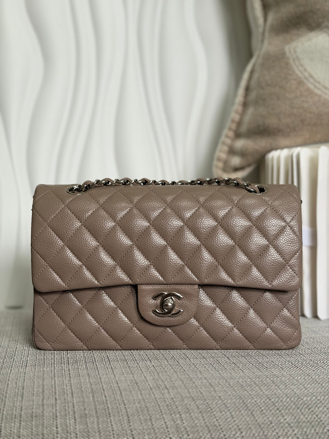 CHANEL series 20 15B Taupe Caviar SHW Medium ML Timeless Classic Double Flap Bag