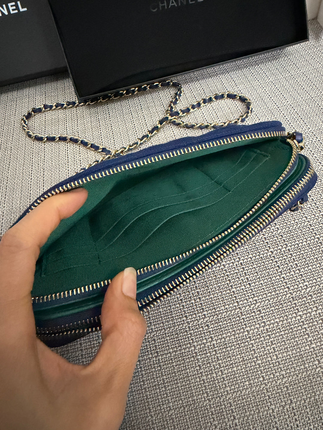 CHANEL series 28 Blue Jersey With Green Fabric Lining O Diver Wallet on Chain Phone Holder LGHW