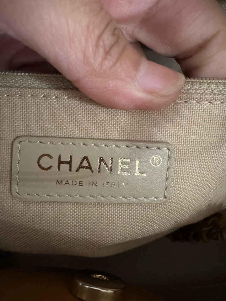 Chanel series 31 21S 2021 Spring/Summer collection Caramel Calf skin aged GHW Medium/Large Deauville Tote Bag with Top handle