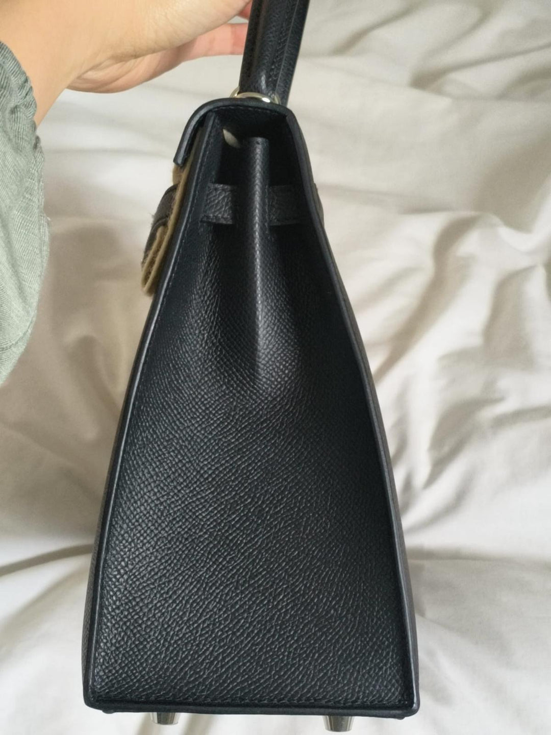 HERMÈS Kelly 25 Noir Black Epsom Leather Sellier PHW Stamp W 2025 NEW