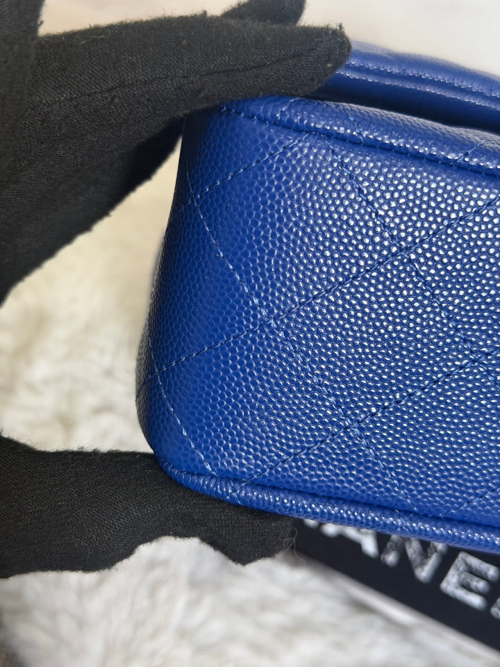 CHANEL Dark Blue Caviar SHW Medium ML Classic Timeless Double Flap Bag 21K collection 2021