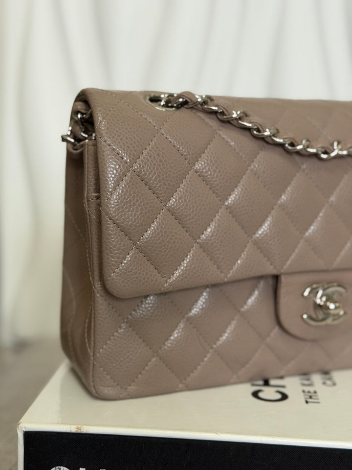 CHANEL series 20 15B Taupe Caviar SHW Medium ML Timeless Classic Double Flap Bag
