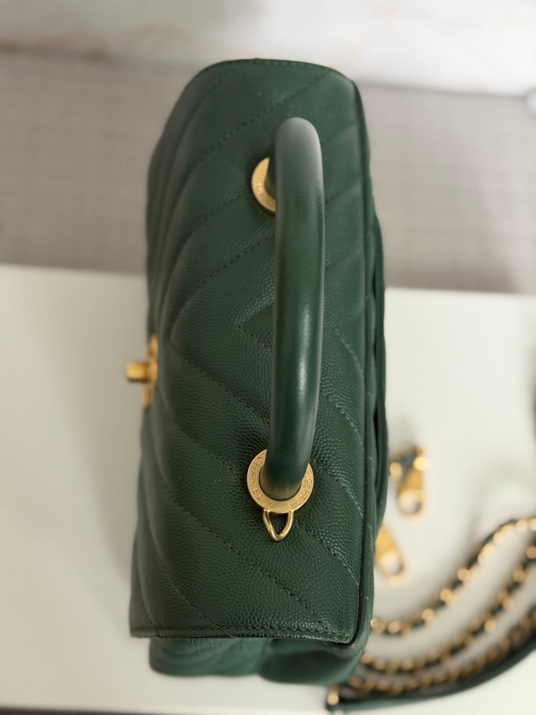 CHANEL series 26 Forrest Dark Green Caviar Chevron Aged GHW Coco Handle Size SMALL 24 cms 2018