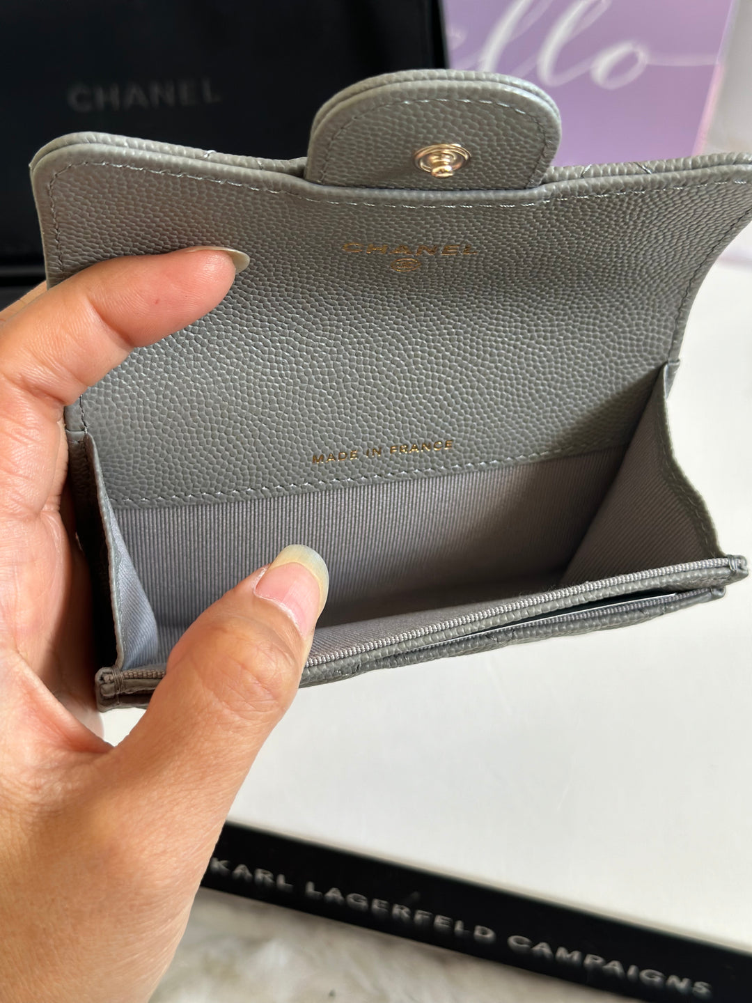 Chanel 22B NJ531 Grey Caviar LGHW Classic Snap/Flap Card Holder