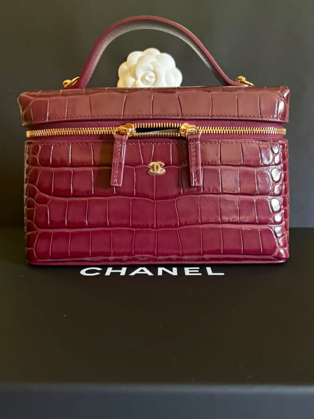 CHANEL 26B Burgundy Calf Skin Croc Embossed LGHW LP Long Vanity with detachable chain size SMALL 19 cms 2026