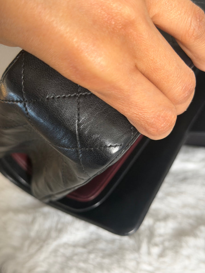 CHANEL series 6 Black Lambskin 24K GHW Vintage Medium ML Timeless Classic Double Flap Bag circa 2000-2002
