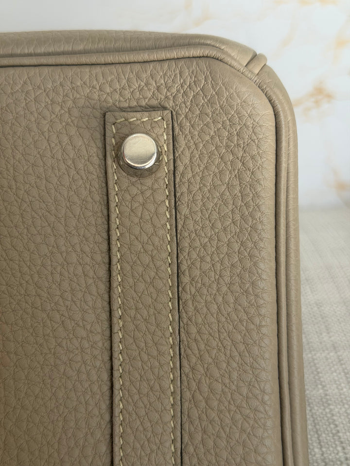 Hermès Gris Tourterelle Togo Leather PHW Birkin 30 Stamp T 2015