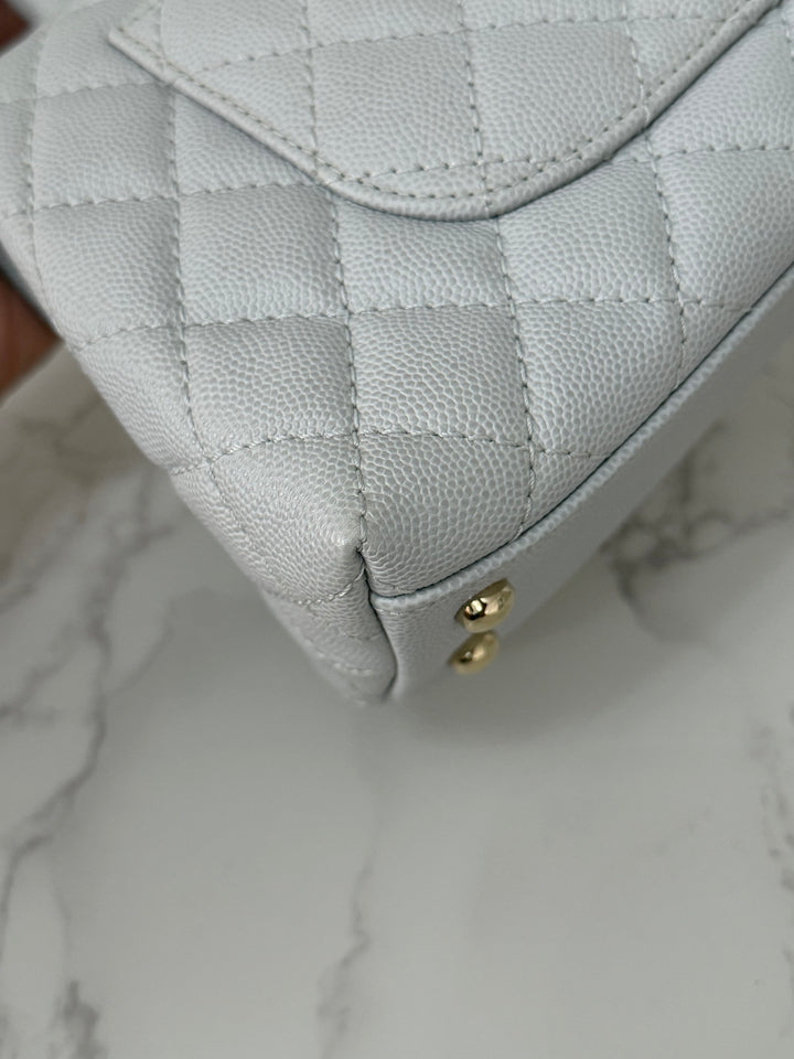 CHANEL 18P series 27 2018 Light Grey Caviar LGHW Coco Handle Size Small with Detachable Shoulder strap